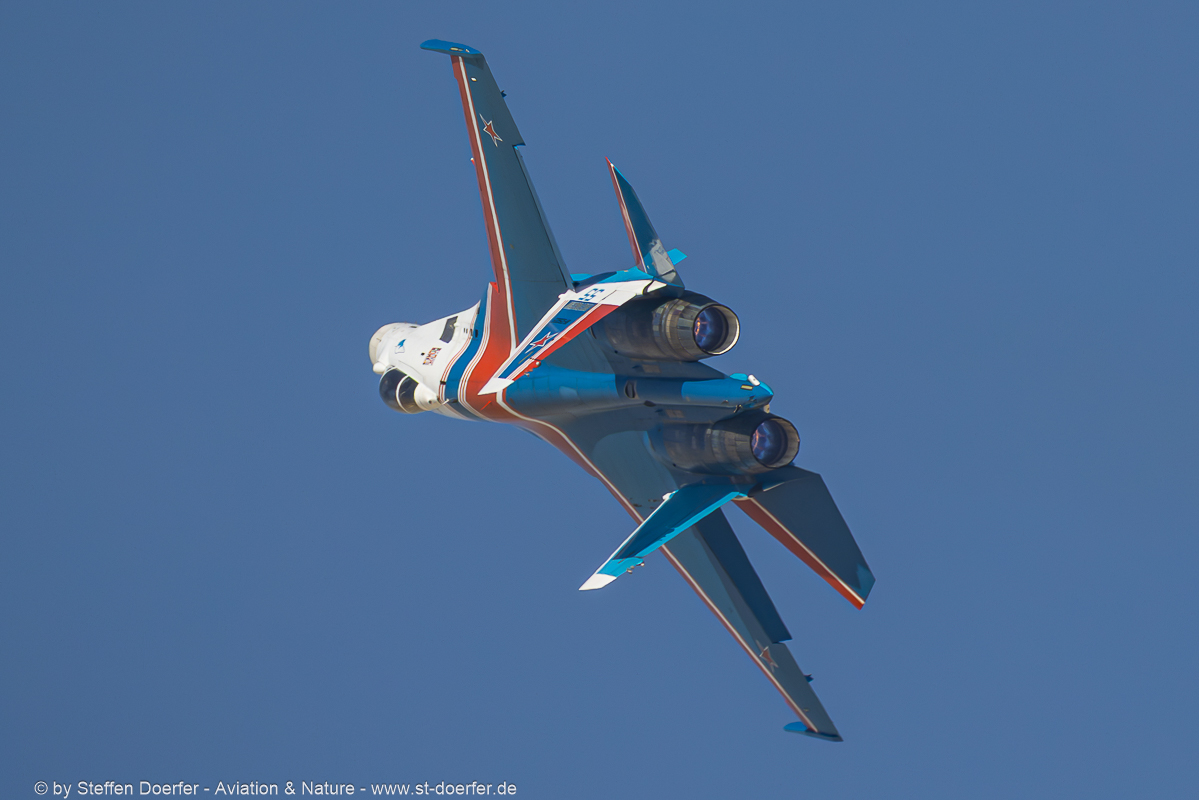 166CAA_3194