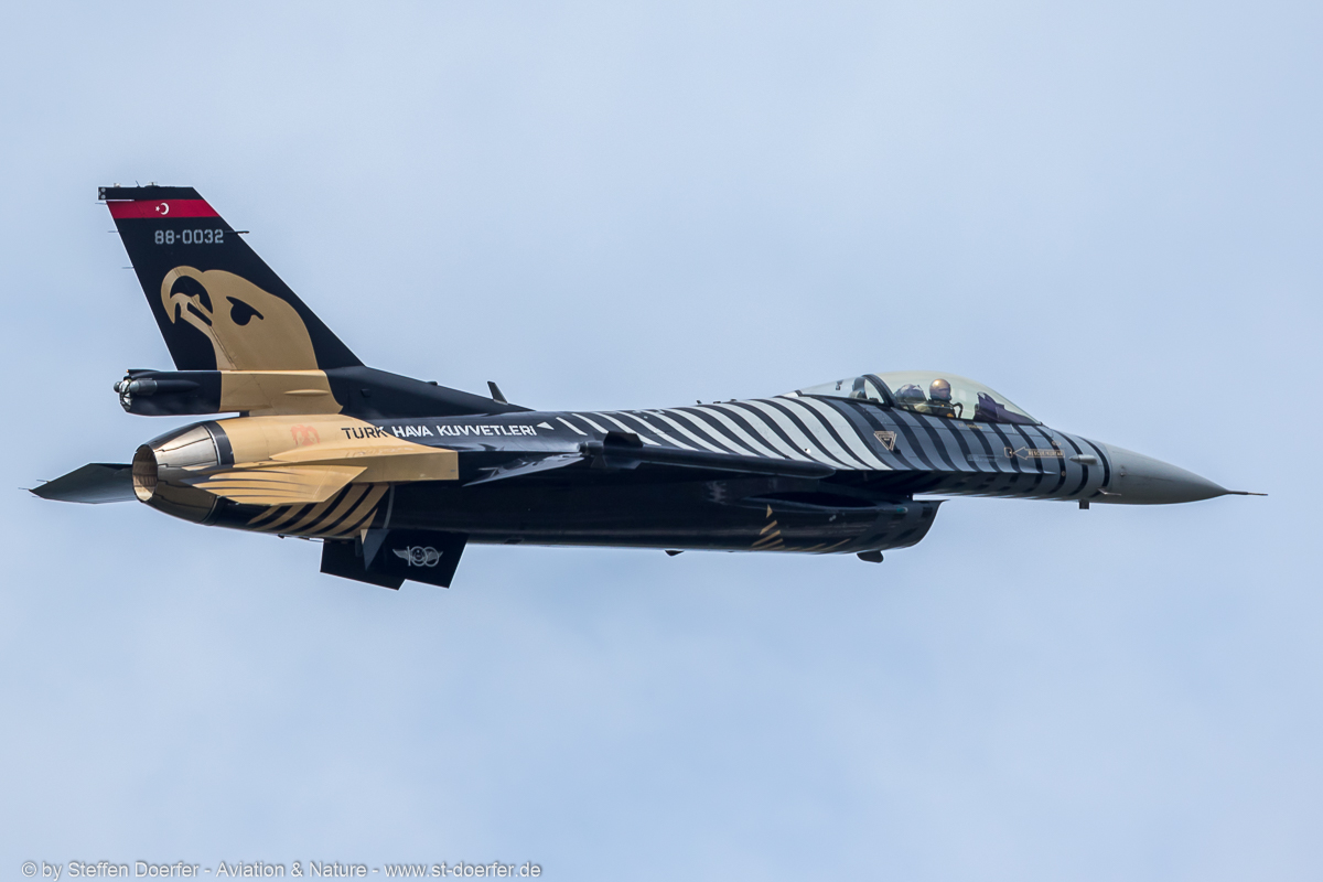 480JH3A8453