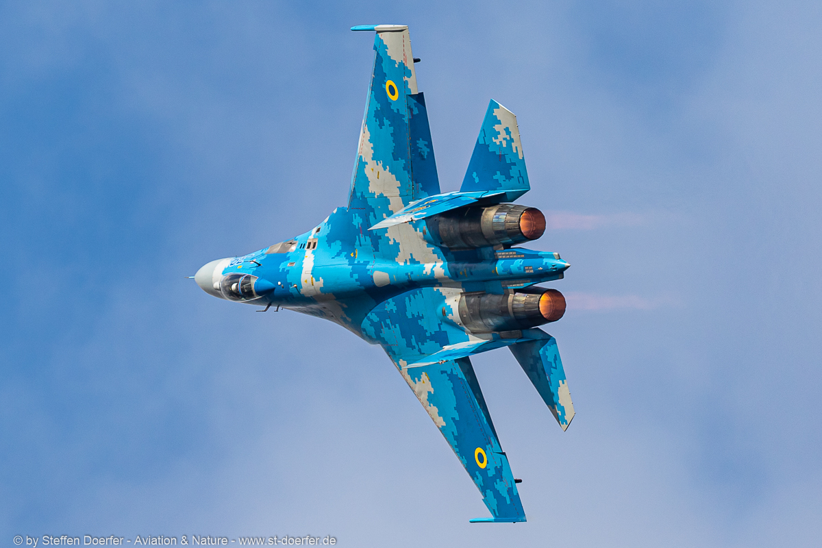 560JH3A4532