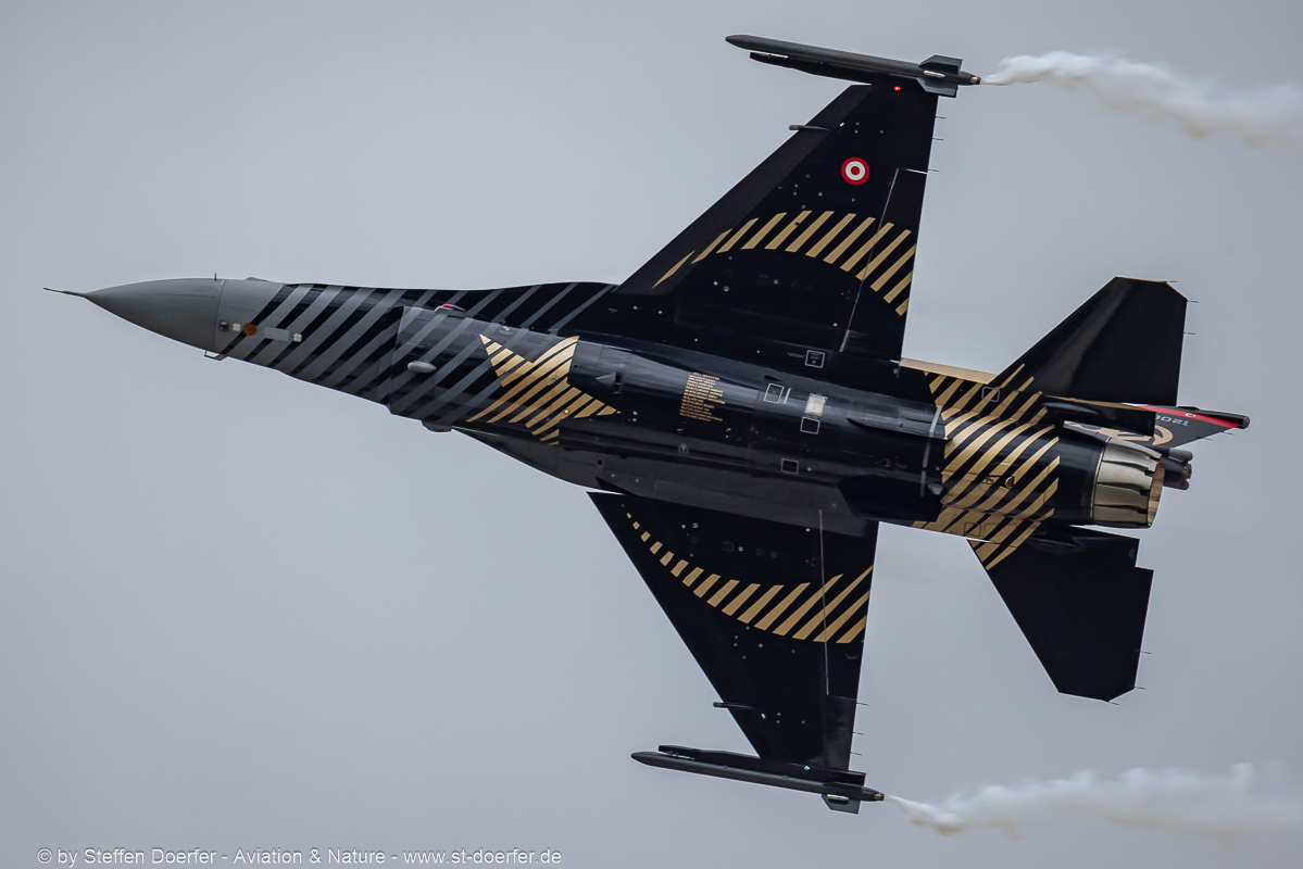 620CAA_7865
