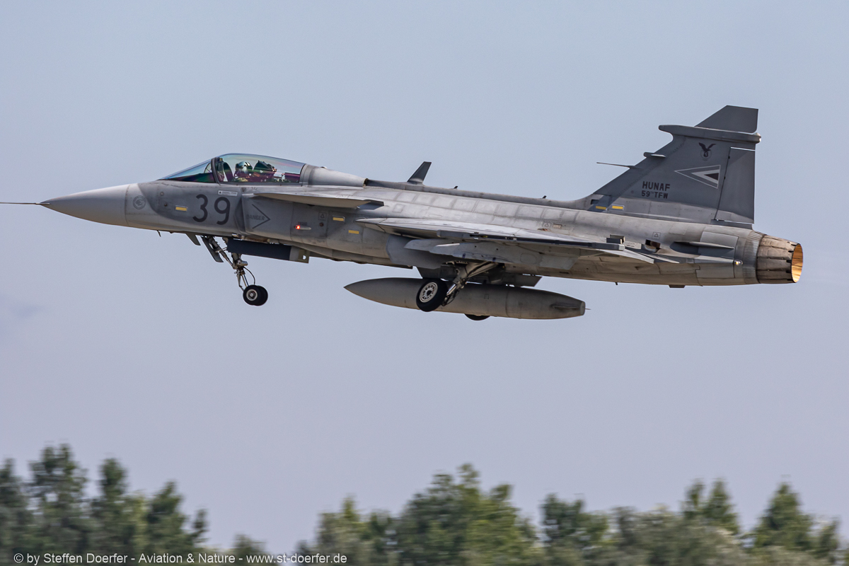 204JH3A3056