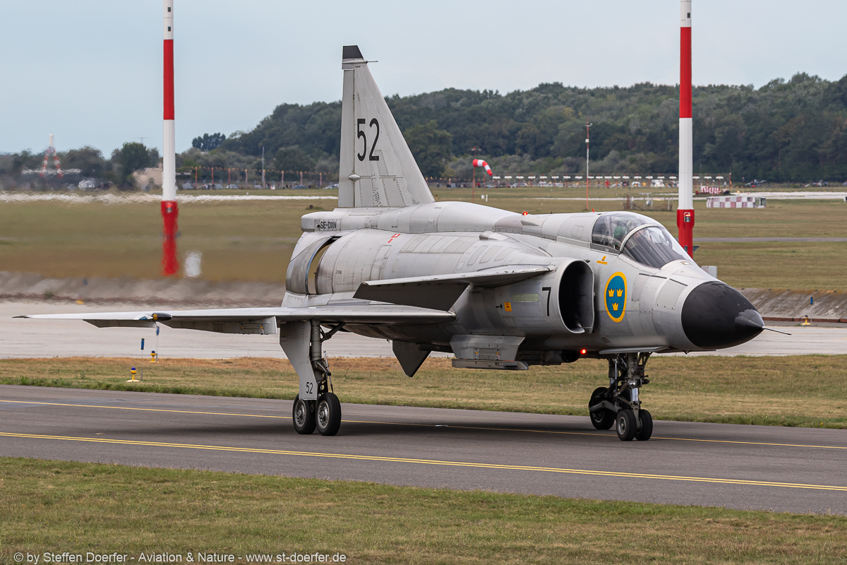 560JH3A5438