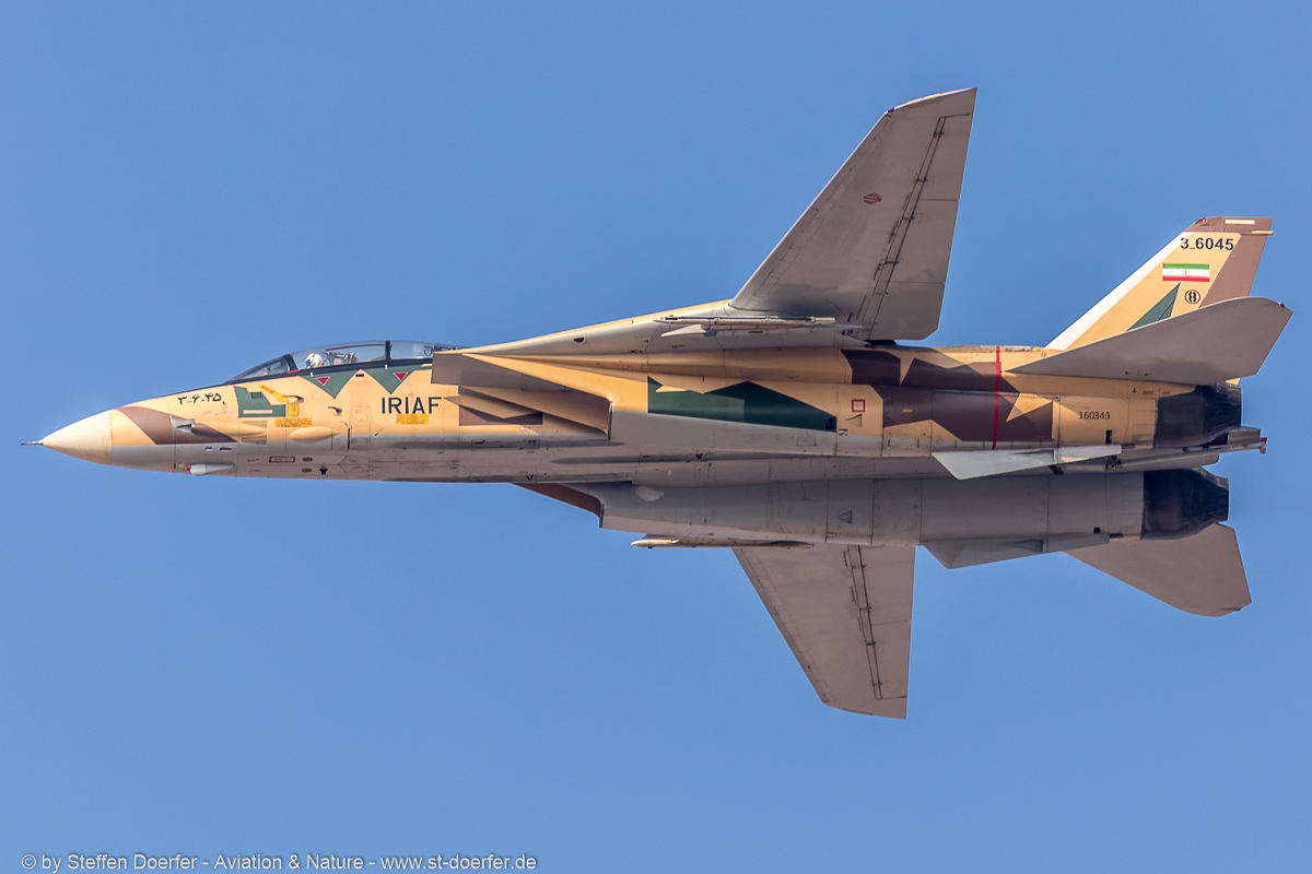 104IW5A0810