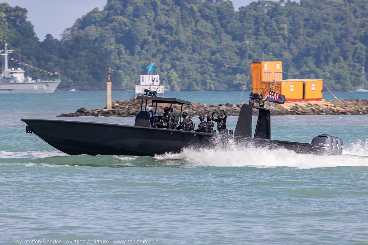 412-0Y2A6221