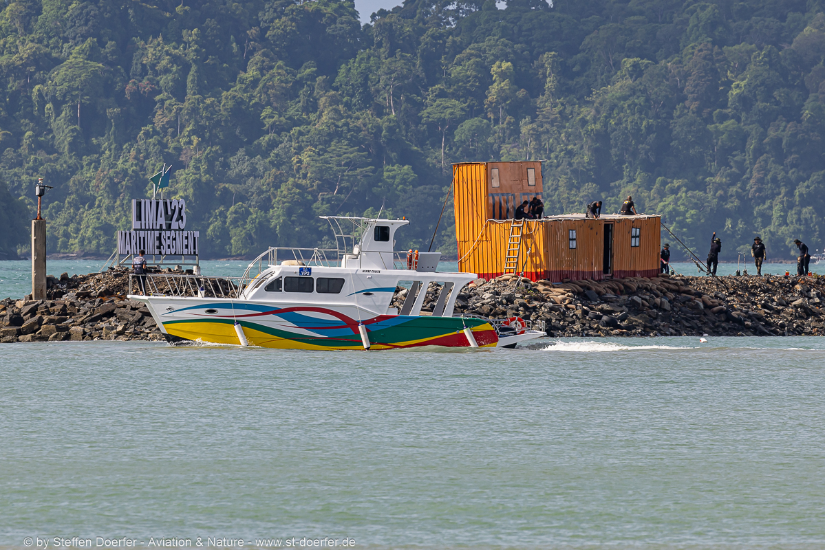 525-0Y2A2266