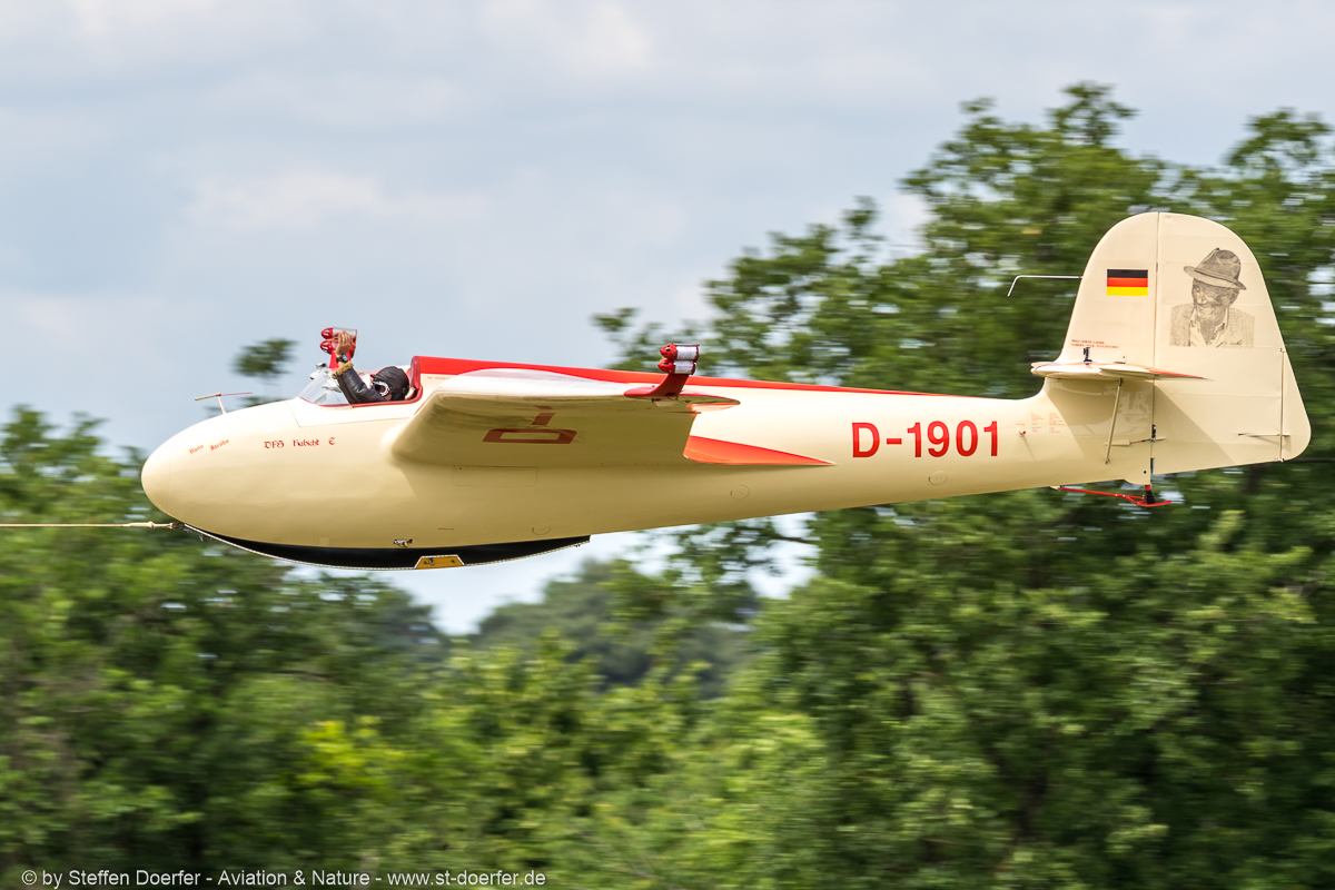 380IW5A4715