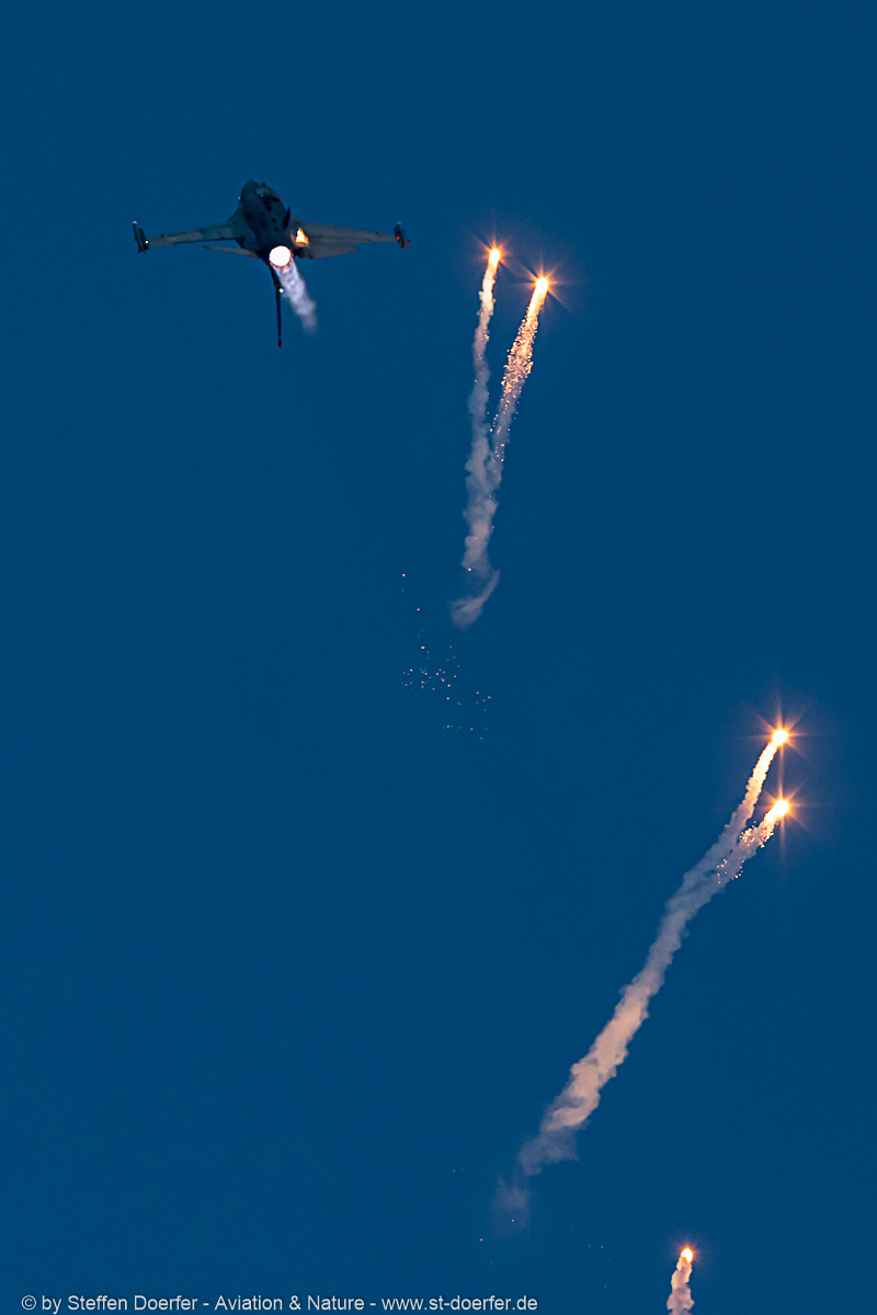 334JH3A4505