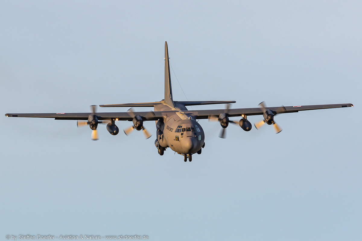 483IW5A2925