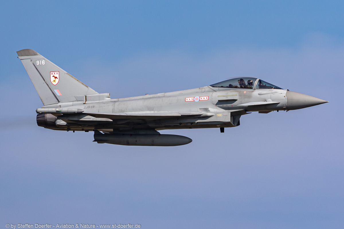 241IW5A6832