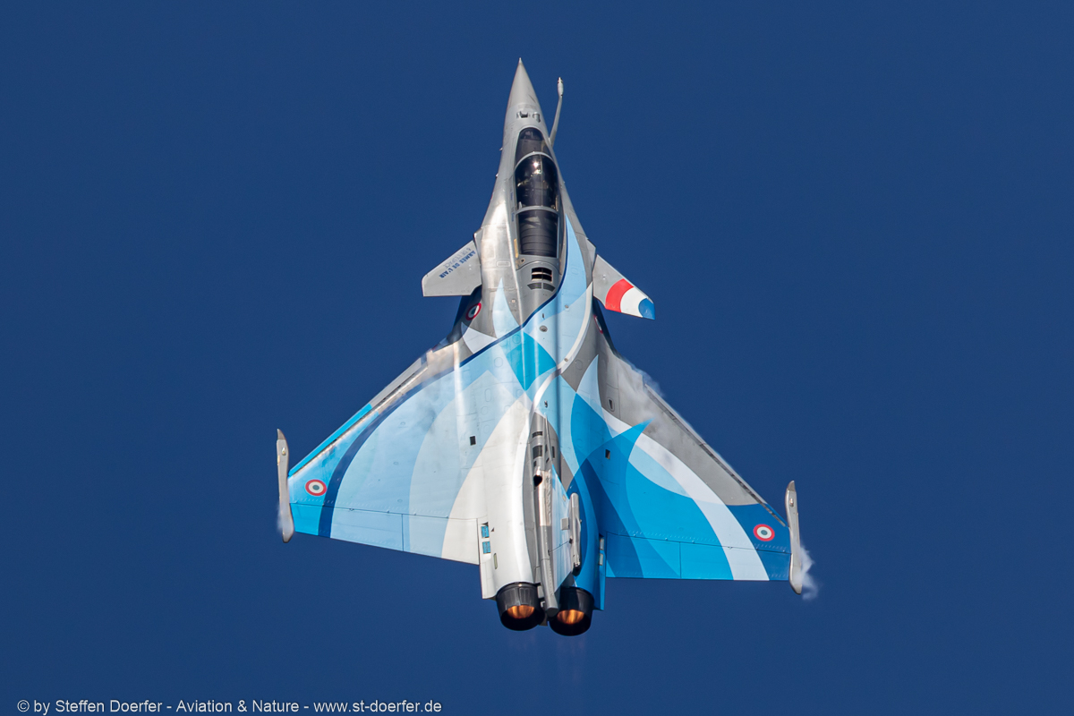 483IW5A8357