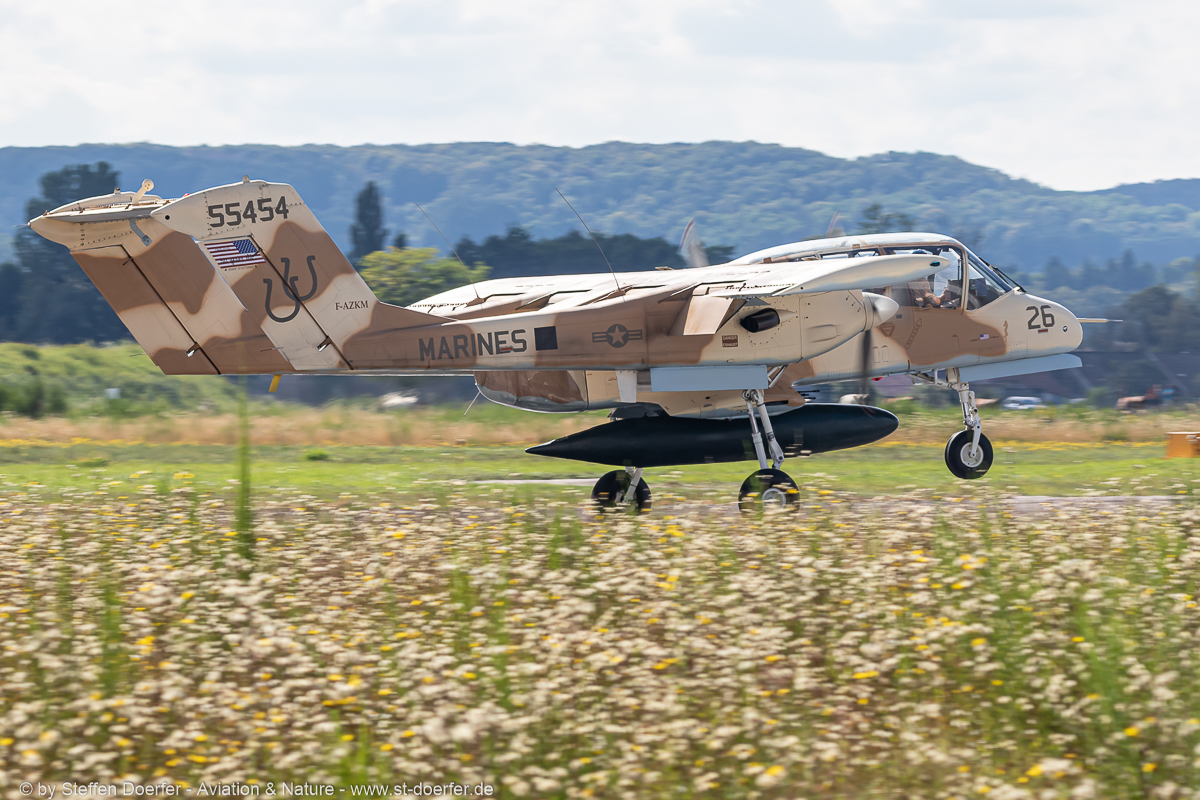 580JH3A3009