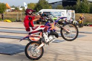 957IMG_9156
