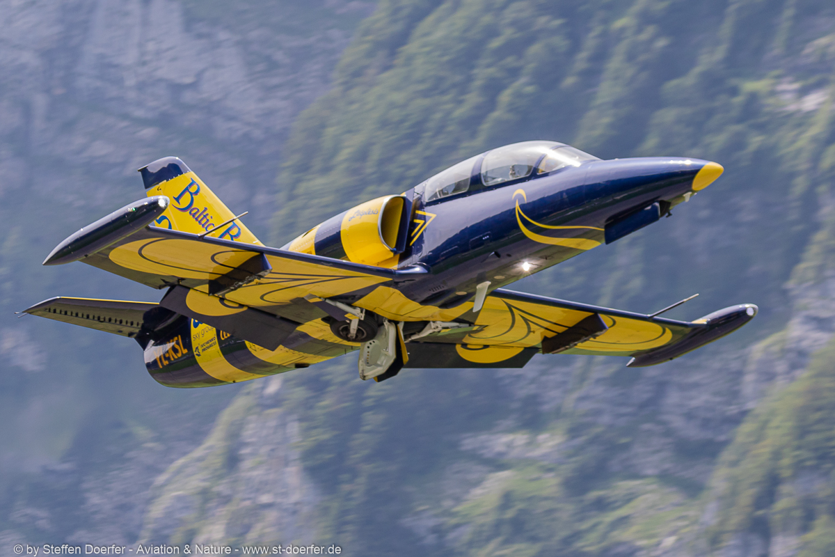 380JH3A7395