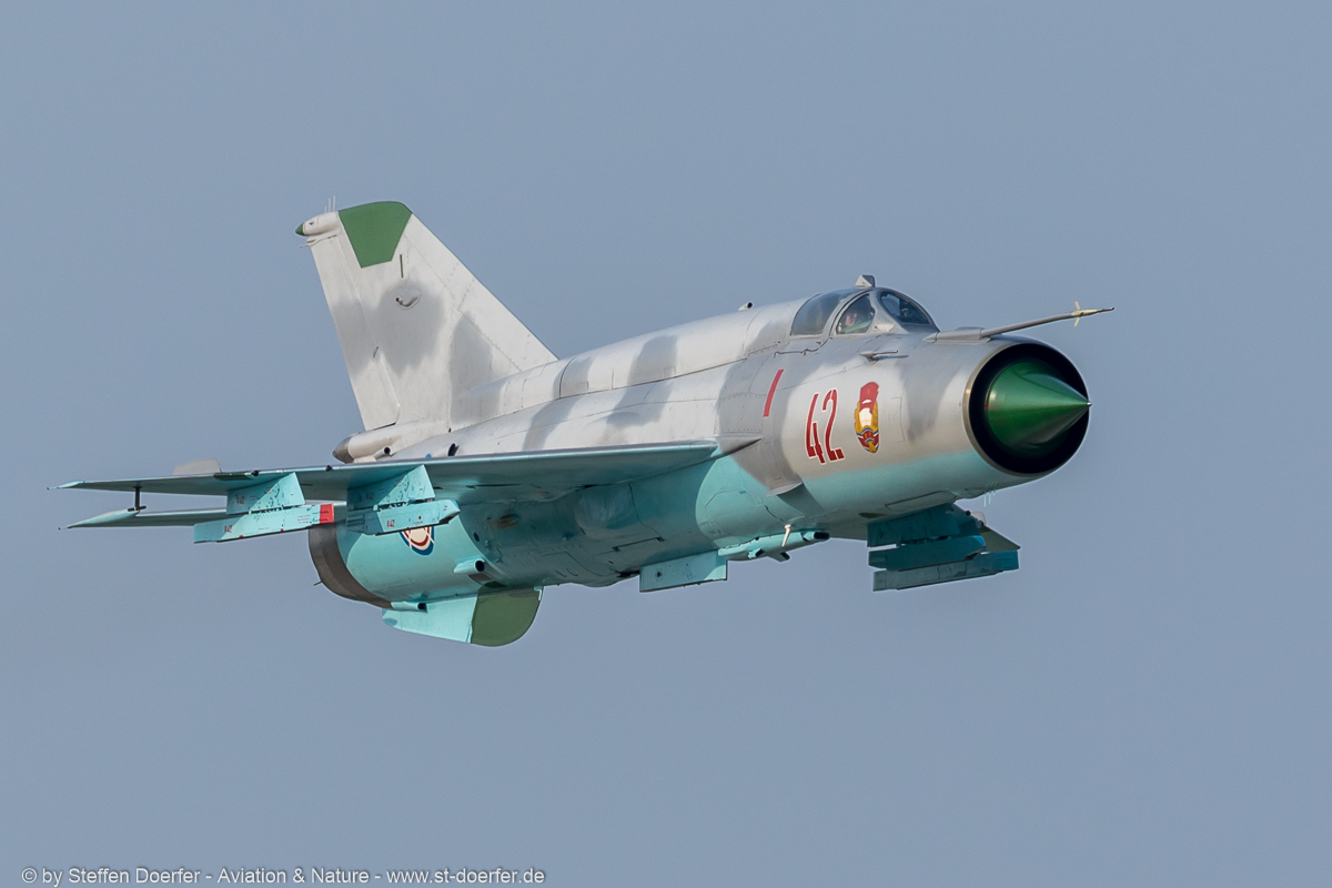 323JH3A3062