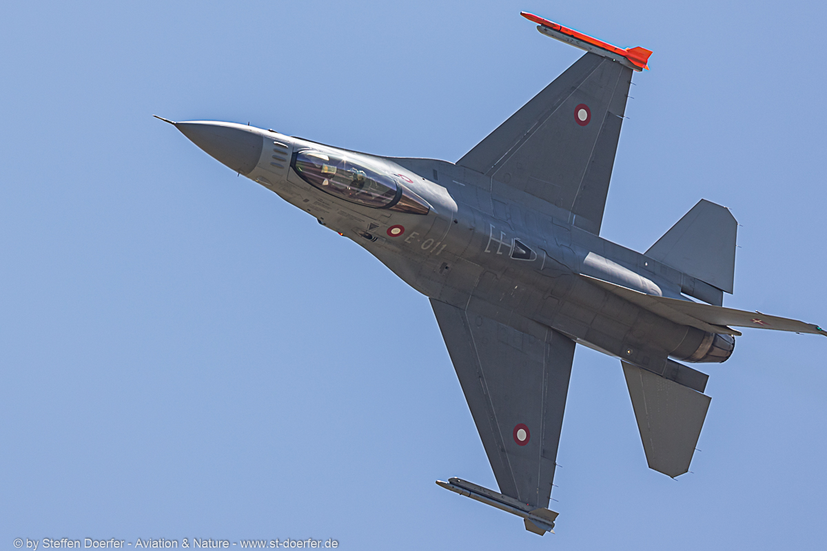 260JH3A7490