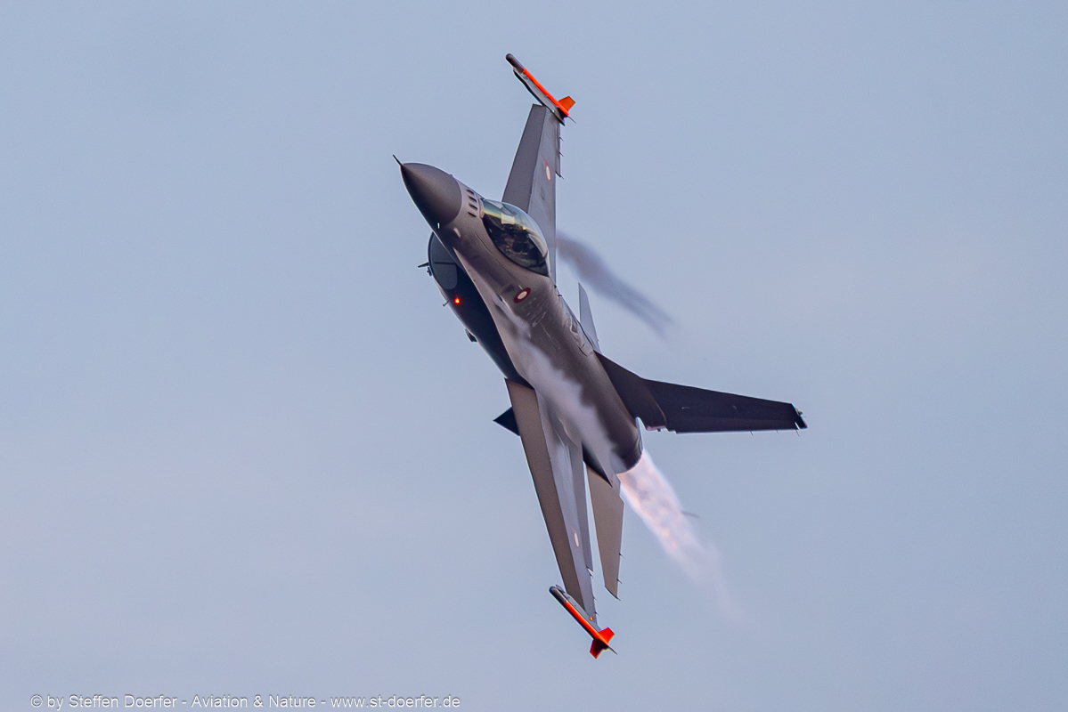 300CAA_7561