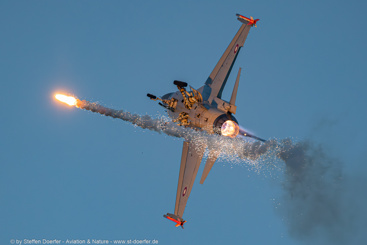 300CAA_7942