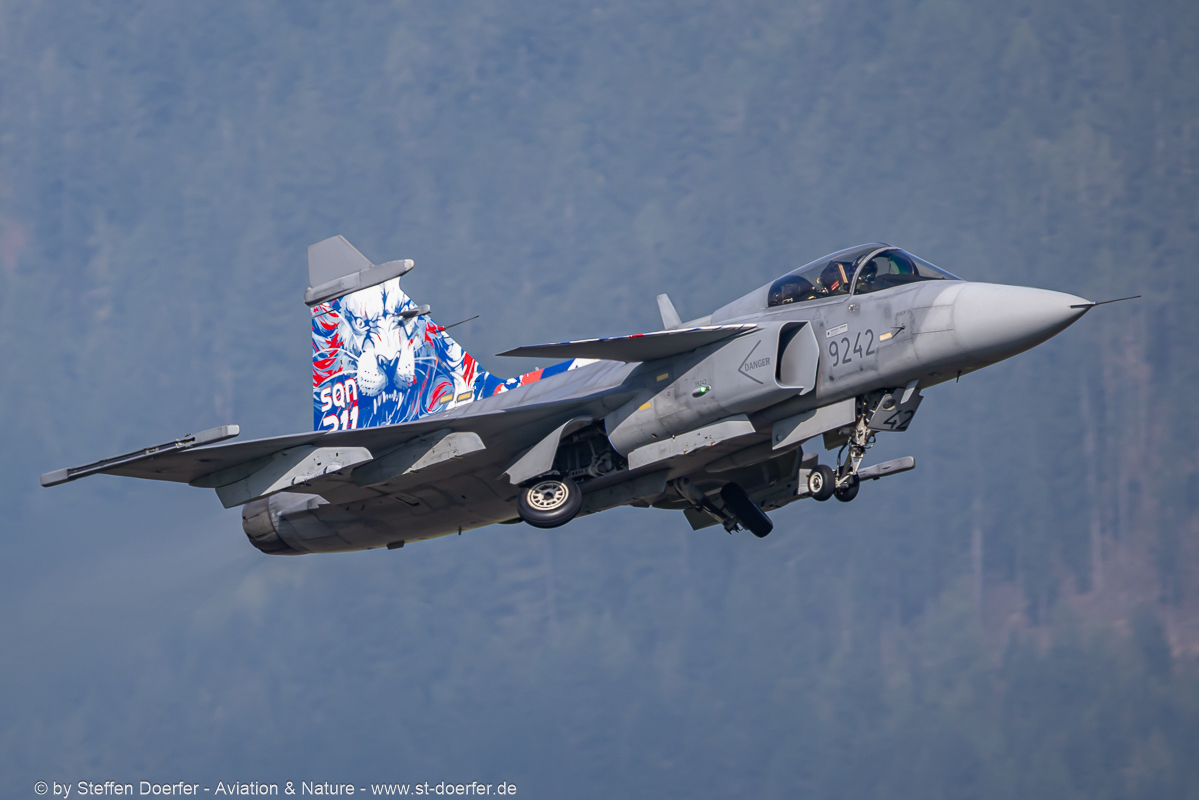 141CAA_8642