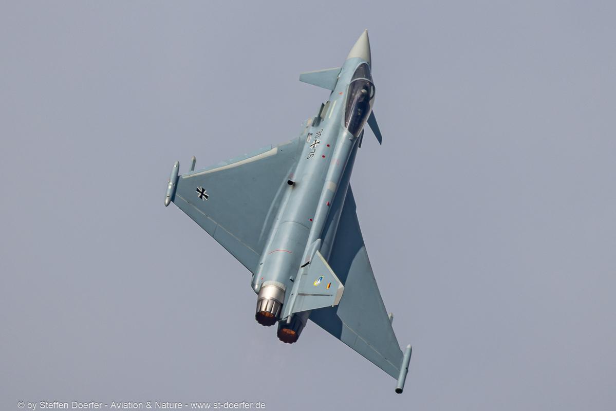 220CAA_9847