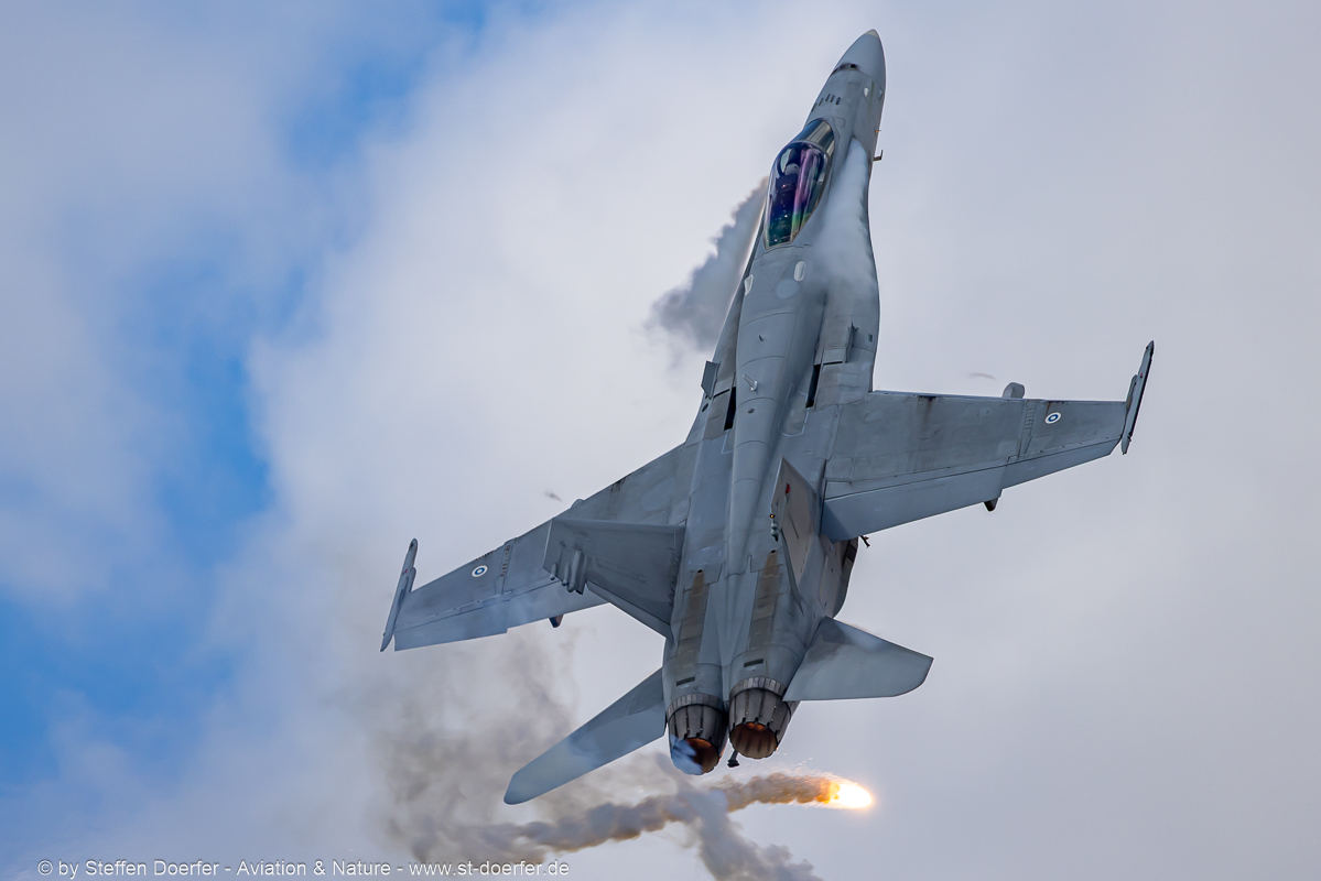 620CAA_4045