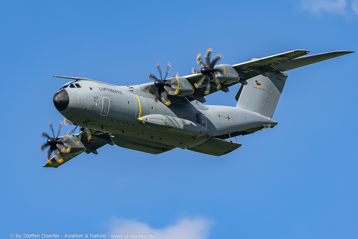 641CAA_4425