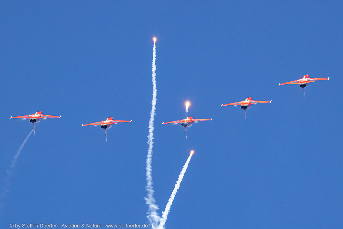 663CAA_4907