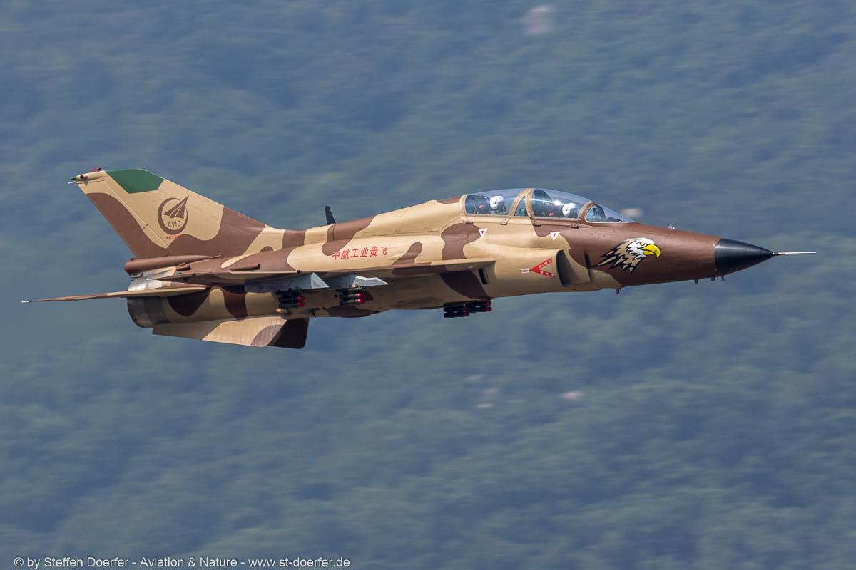 263JH3A8072