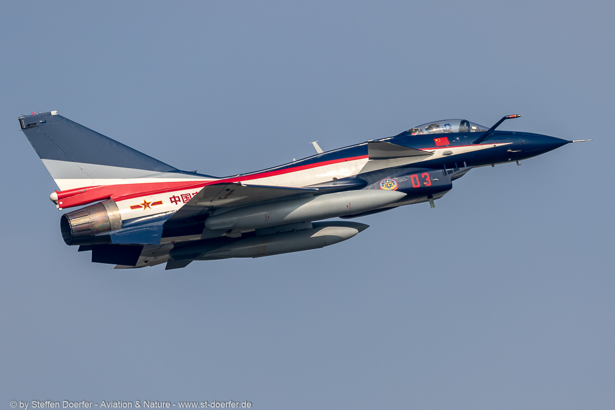 483IW5A8296